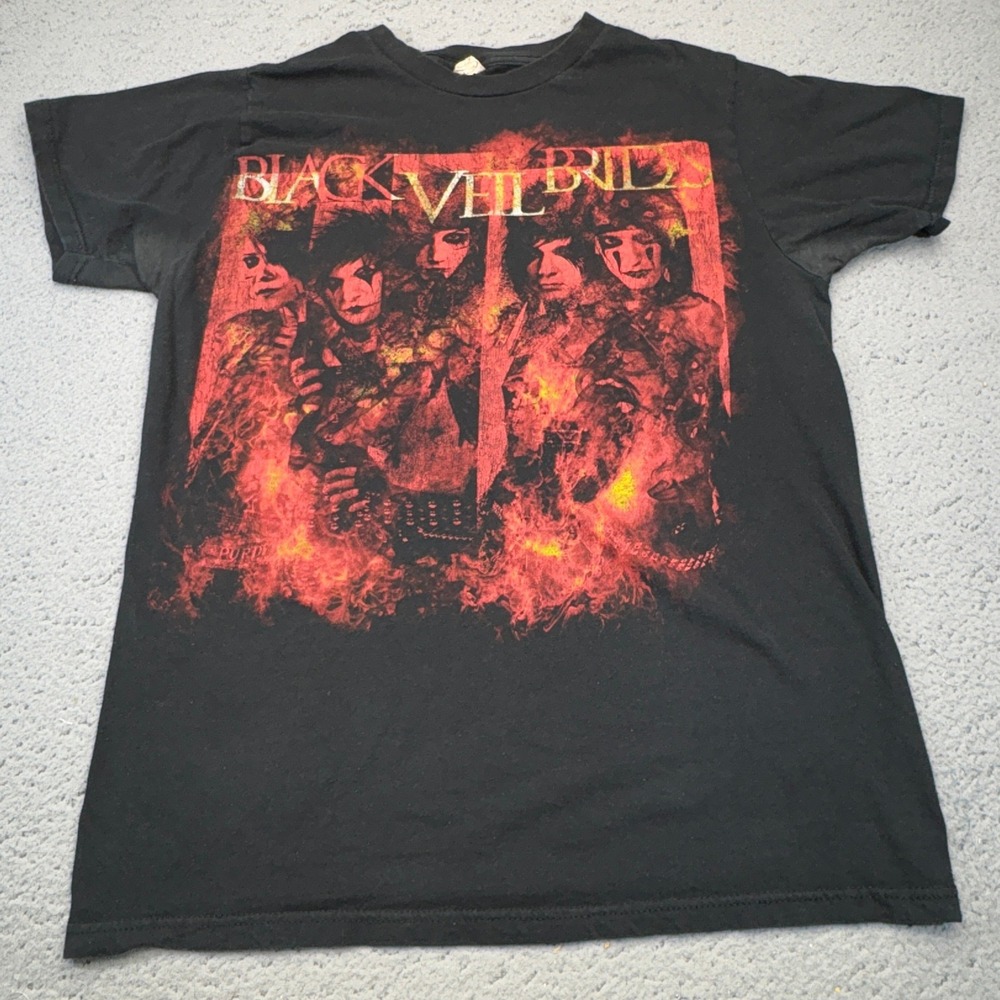 Black Veil Brides Mens Shirt Medium Black Red Graphic Band Rock Emo Goth 18694